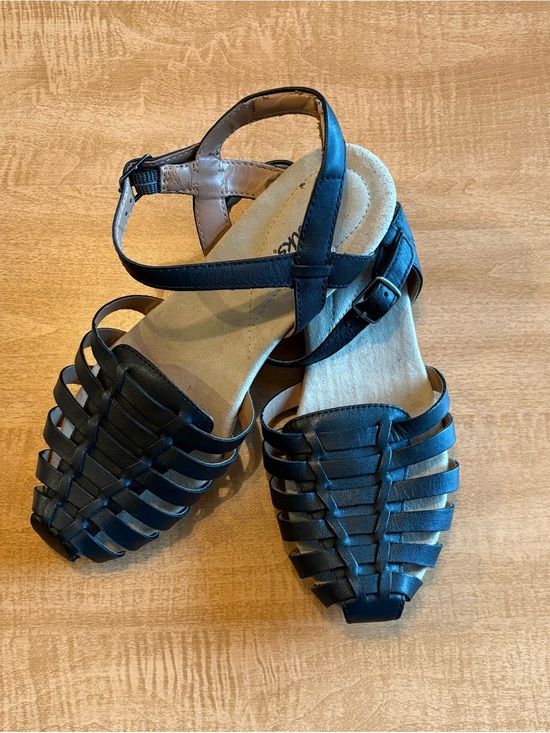Clarks Shoes - Clarks Women's Jaina Woven Strappy Sandals